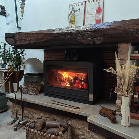 Mas Peu Del Causse Bed and Breakfast Thuir Εξωτερικό φωτογραφία