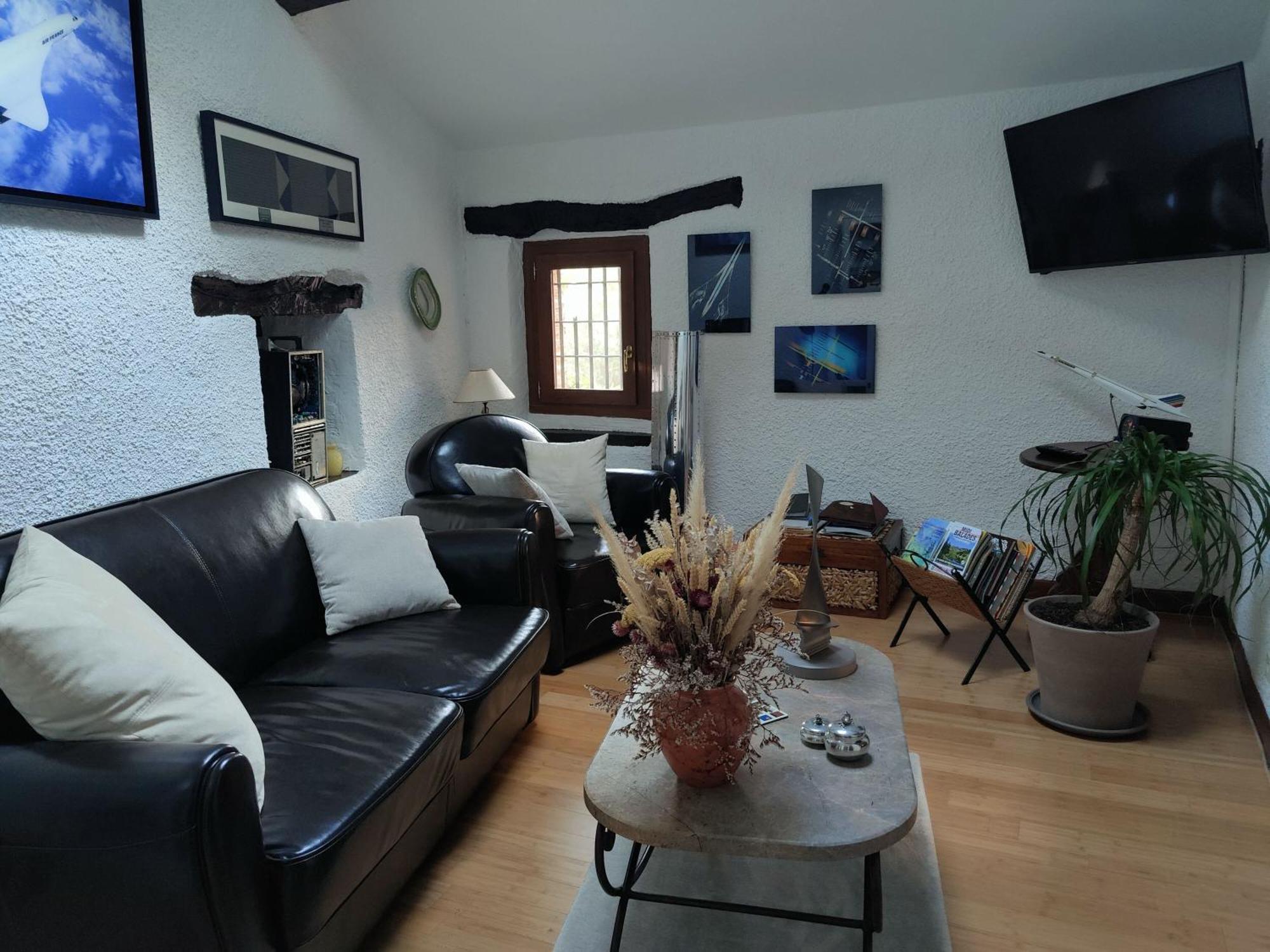 Mas Peu Del Causse Bed and Breakfast Thuir Εξωτερικό φωτογραφία