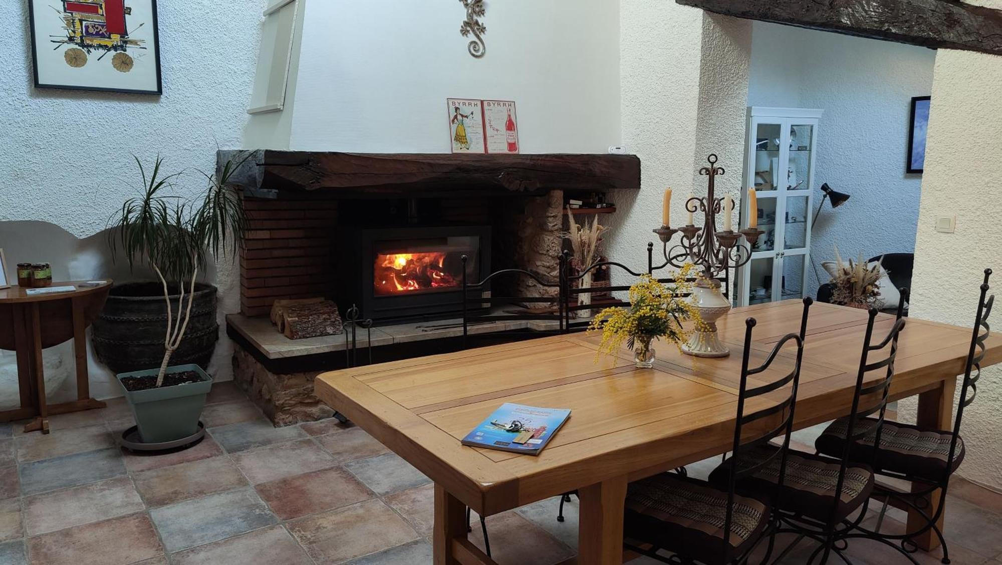 Mas Peu Del Causse Bed and Breakfast Thuir Εξωτερικό φωτογραφία